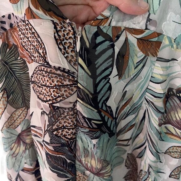 Super Natural By Secret Mission Womens Dress Size Small Multicolor Jungle Floral - Picture 3 of 10